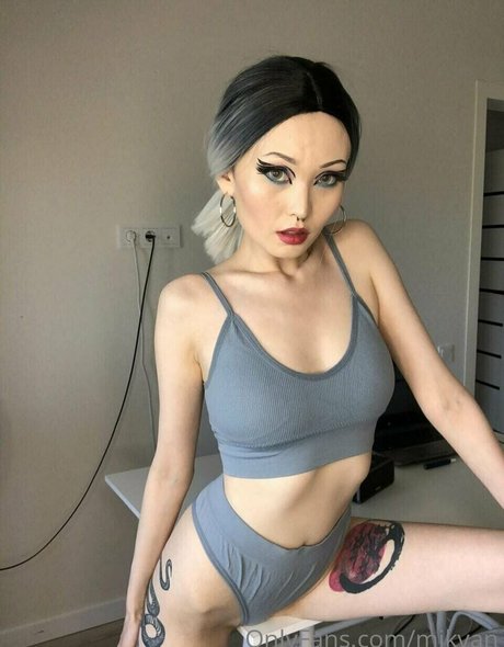 violet williams jolie star du porno des photos