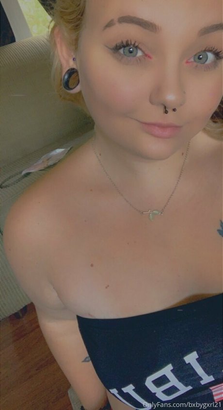 bxbygxrl21 modèles nus archive