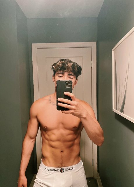 aedanvip art star du porno galeries