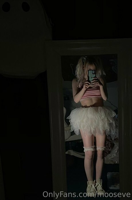 mooseve star du porno nue images