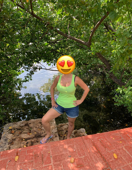 secretpineapplebabe joli modèle galerie