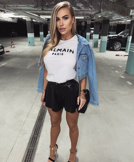 Noele Natalia modèle parfait image