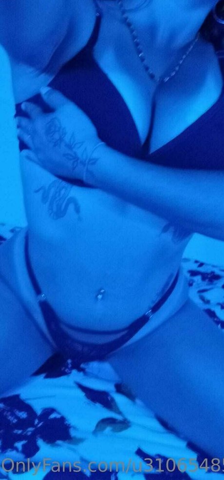 vampy alicia belle actrice photo