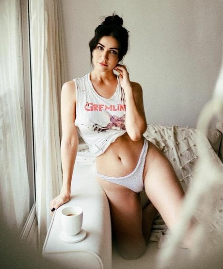 amyaelaofficial modèle de sexe galerie