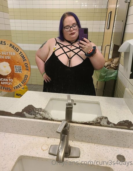 curv3s4days star du porno chaud des photos