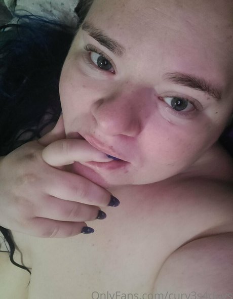 curv3s4days actrice érotique archive