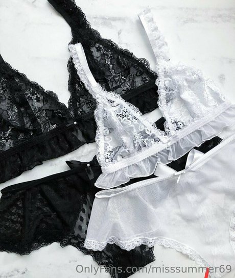 misssummer69 étoile chaude images