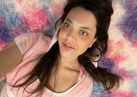 leahsprettyfeet nus étoiles image