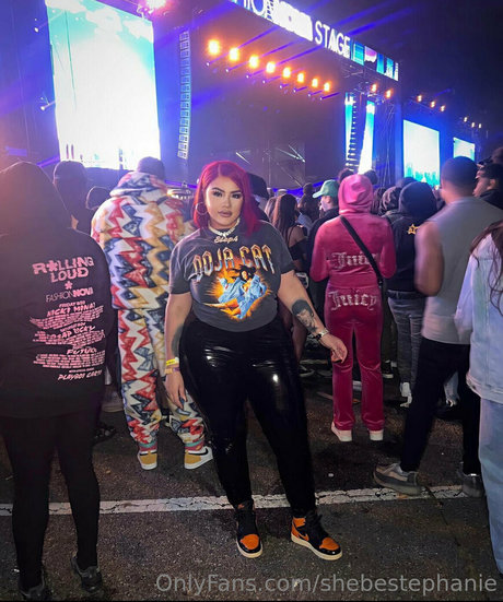 gros seins branlette espagnole onlyfans meilleur art photo