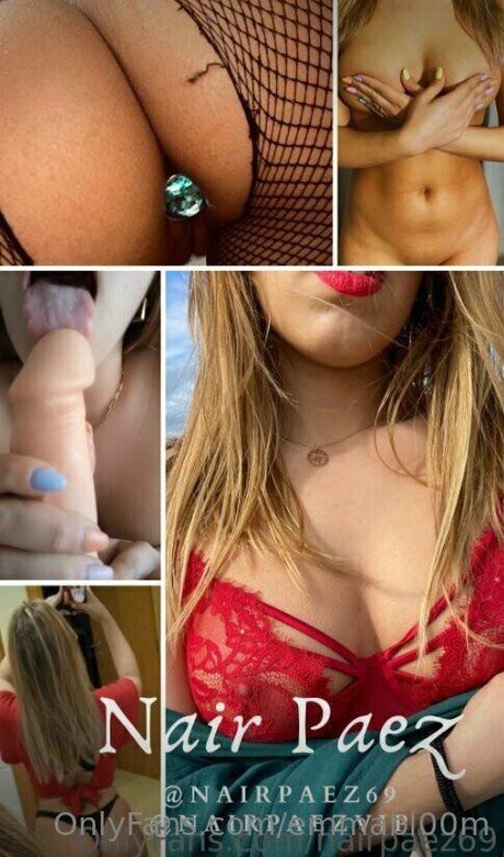 rousse aux gros seins onlyfans chaud de haute qualité photos