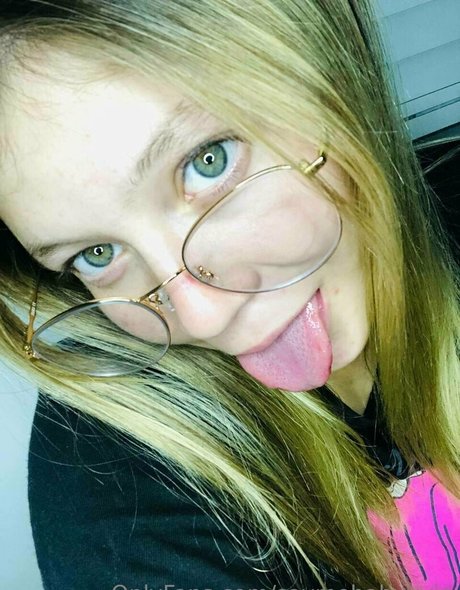 imabbigail modèle sexy images