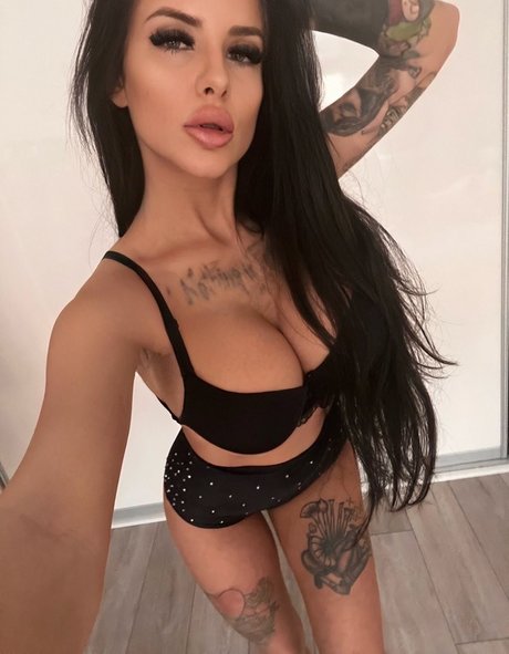 Barbie Esm actrice de sexe image