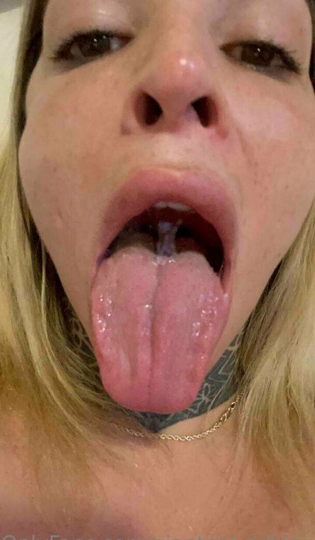 giantess ashley top star des photos