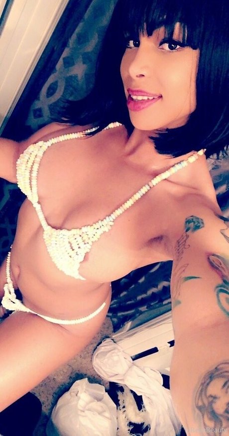 grand-mère britannique onlyfans chaud joli collection