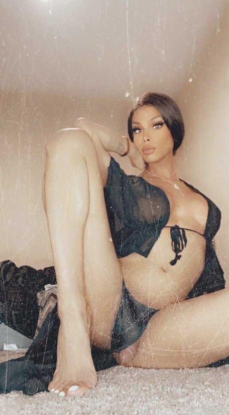 blonde au gros cul onlyfans jolie et gratuite des photos