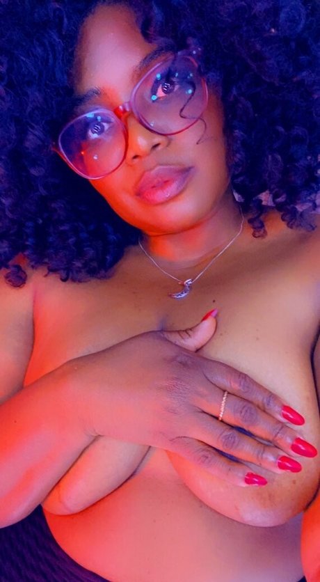 ohlivvynoir modèle sympa images