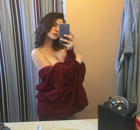 plage seins nus onlyfans adulte chaud photos