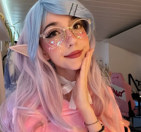 Nananightray modèle de sexe img