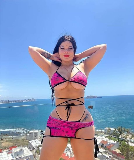 Luciana Cedeno étoile de haute qualité des photos