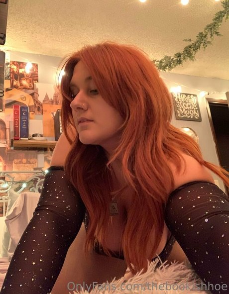 thebookishhoe haut étoile image