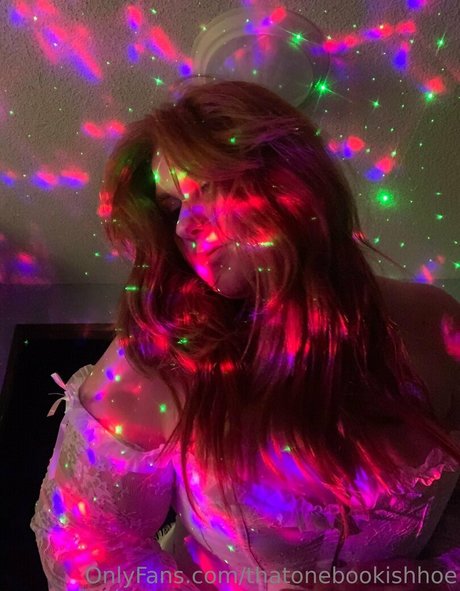 thebookishhoe étoile exclusive photo