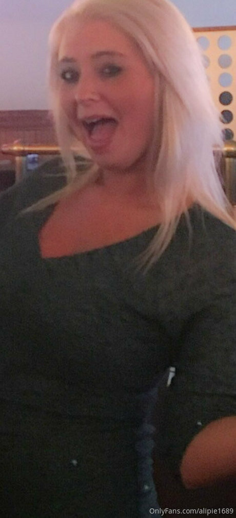 alipie1689 modèle magnifique image