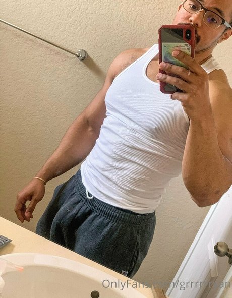 grrrrrryan star exclusive galeries