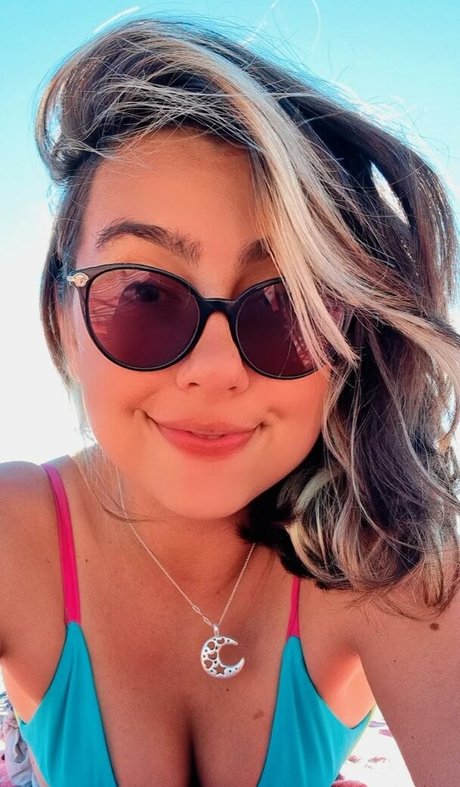 Sumy actrice de grande qualité images