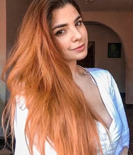 Isadora Basile star du porno collection