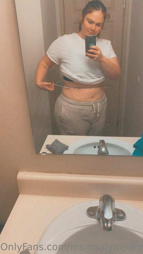 msrosalynquinn555 étoile chaude collection