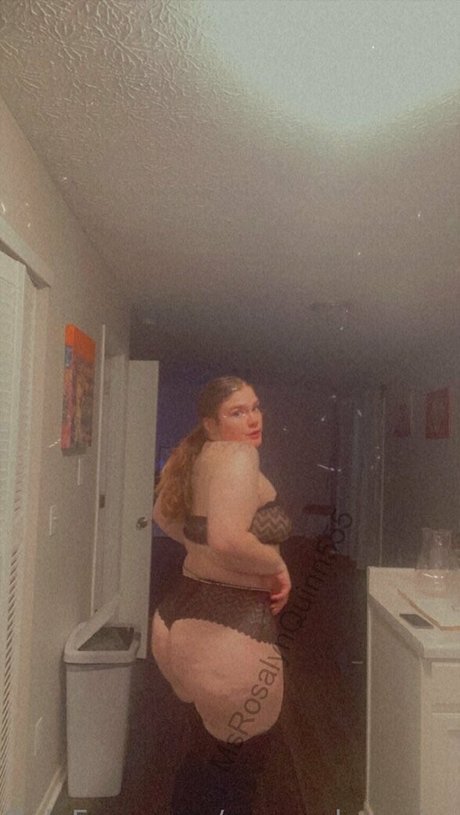 msrosalynquinn555 actrice parfaite des photos