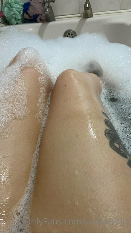 fans dadolescents japonais uniquement nu exclusif photos