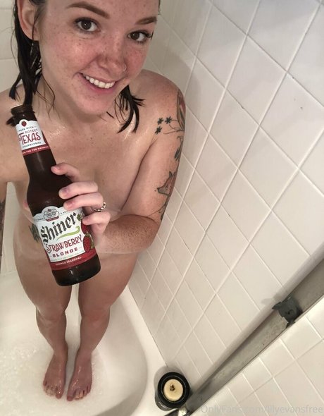 lilyevansfree modèle pornographique galerie