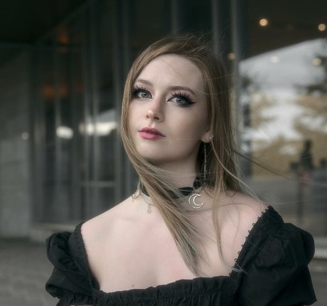 Shinobi Shawni étoile hd des photos