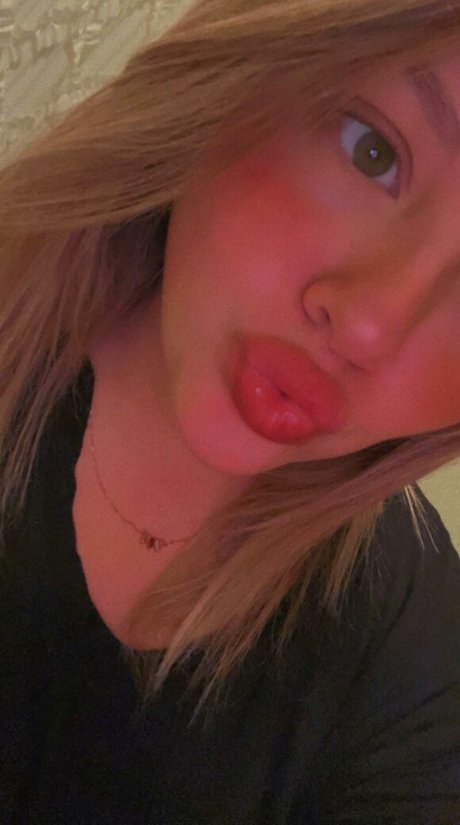 FefeCoco jolie star du porno collection