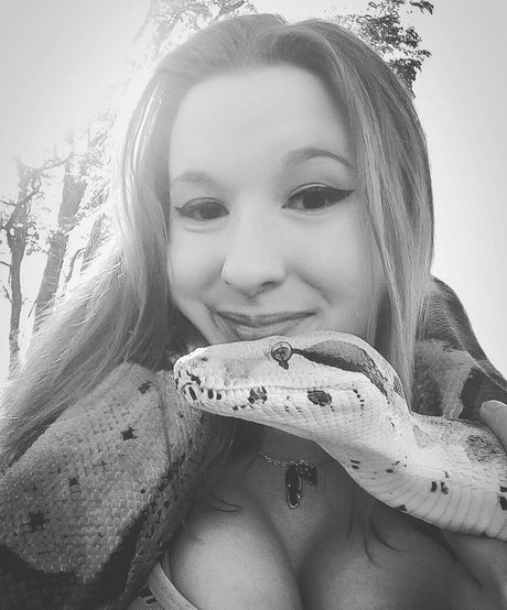 selfie de seins onlyfans art sexy img