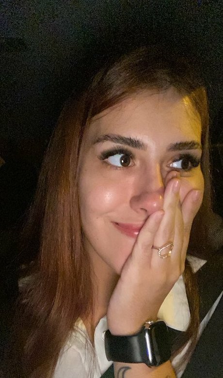 Sweet Mila modèles nus photo