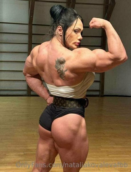 nataliakovalevafbb belle étoile image