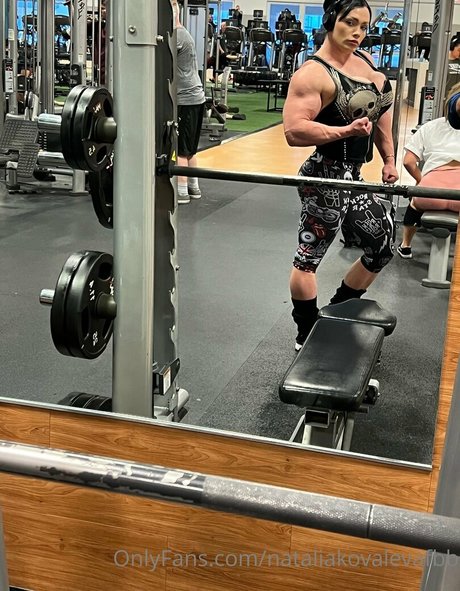 nataliakovalevafbb actrice libre photos