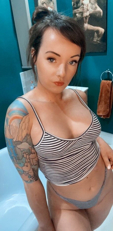 Maisey Brooks star du porno des photos