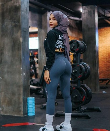 oklinfia nus de stars du porno photo