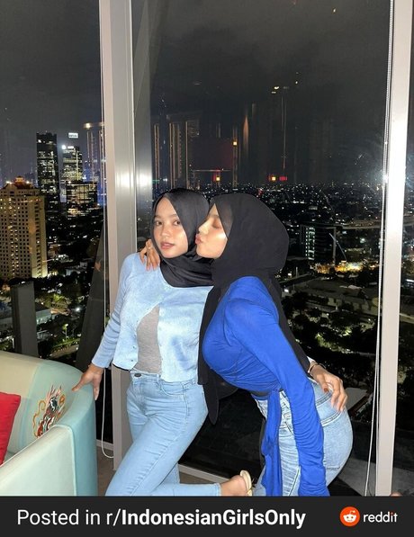 oklinfia actrice pornographique images