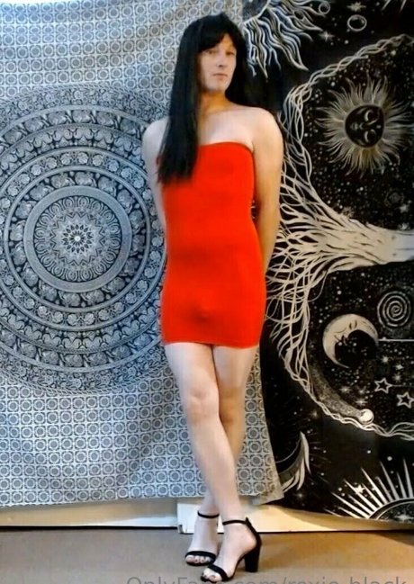 roxie black star exclusive photos