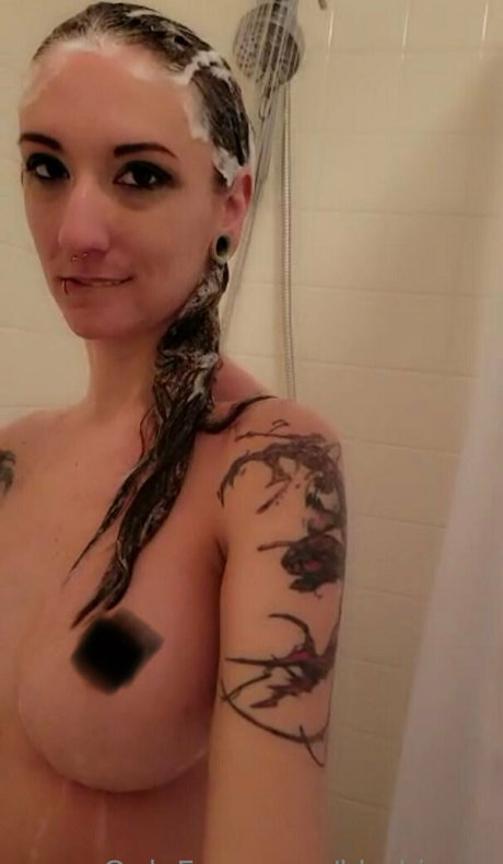 khakiemu étoile img