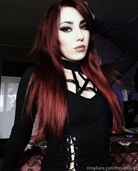 freyanillinht haut de star du porno photos