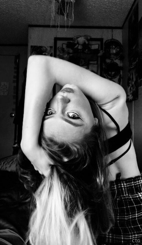 cheycheytaylor modèle nu img