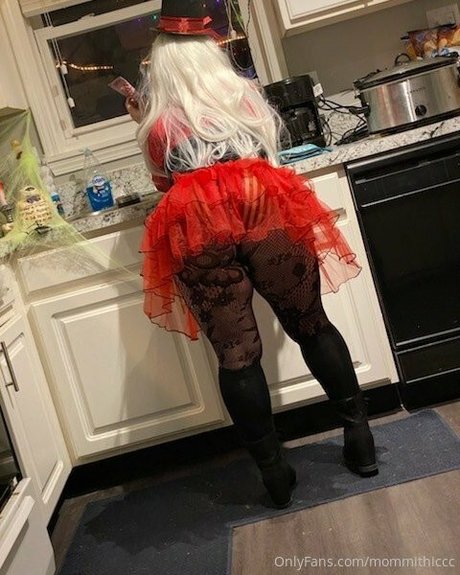 mommithiccc étoile de l'art collection