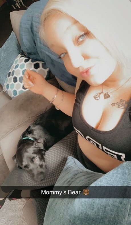 chaton courbé onlyfans haut de gamme galerie
