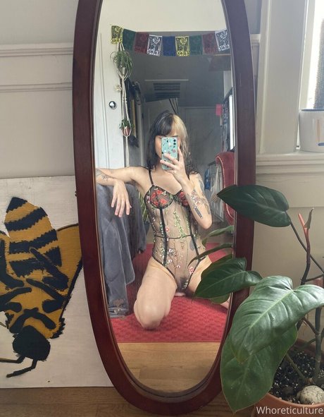 whoreticulture mannequin images