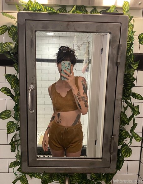 whoreticulture nus étoiles img